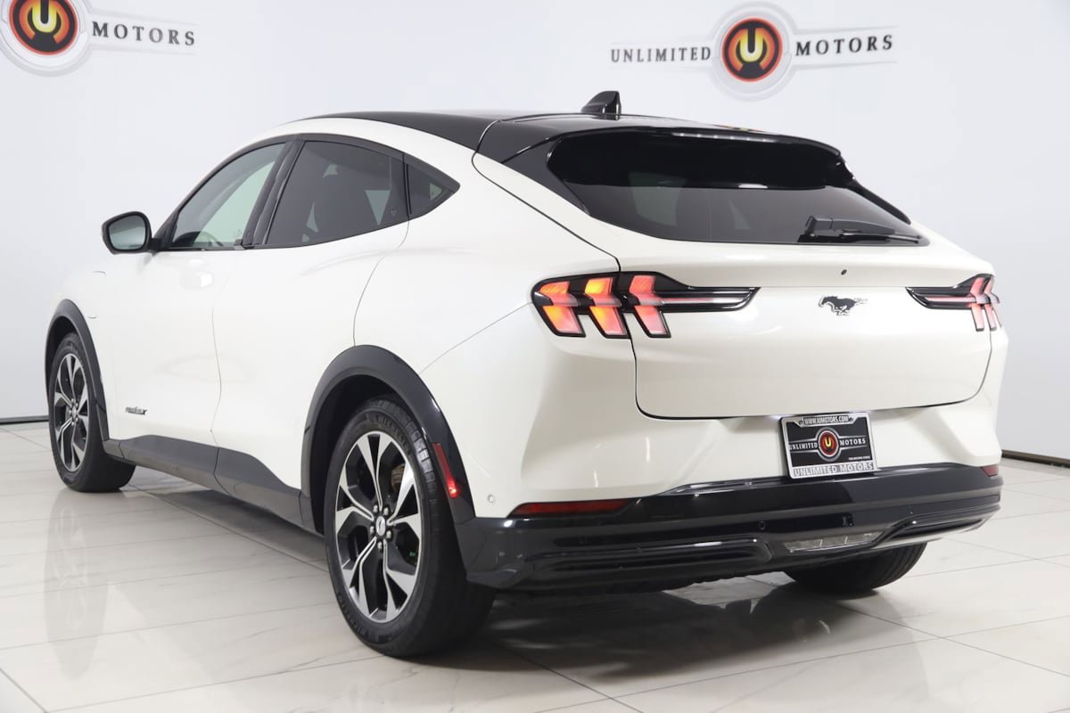 Used 2021 Ford Mustang Mach-E Premium image 4