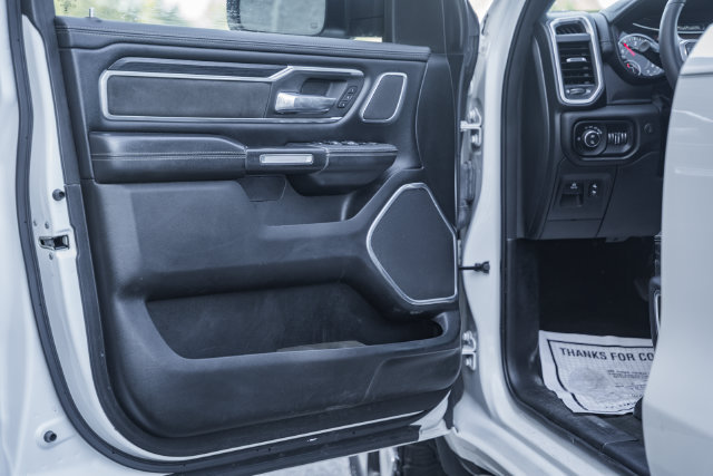 Used 2023 RAM 1500 Laramie AWD/4WD image 47