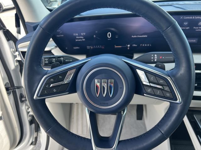 Used 2025 Buick Enclave Avenir image 37