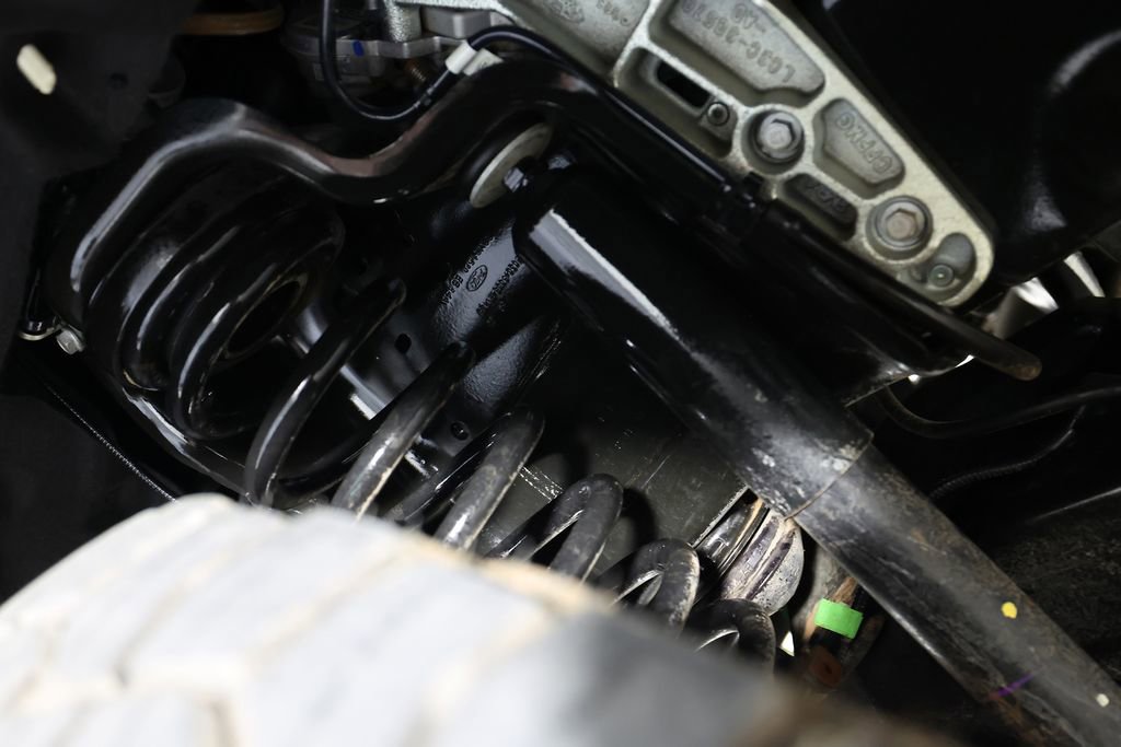 Used 2025 Ford F250 Platinum w/ FX4 Off-Road Package image 46