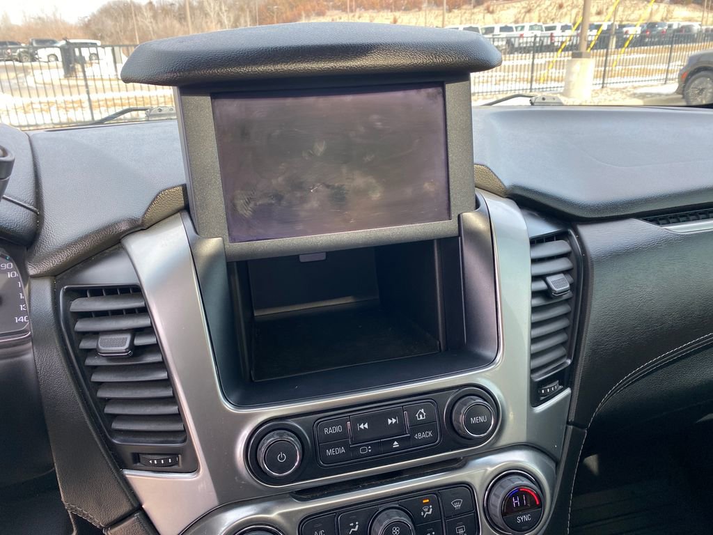 Used 2020 Chevrolet Suburban LT image 39