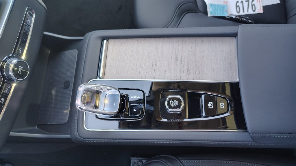 New 2026 Volvo XC90 B6 Plus AWD/4WD image 23