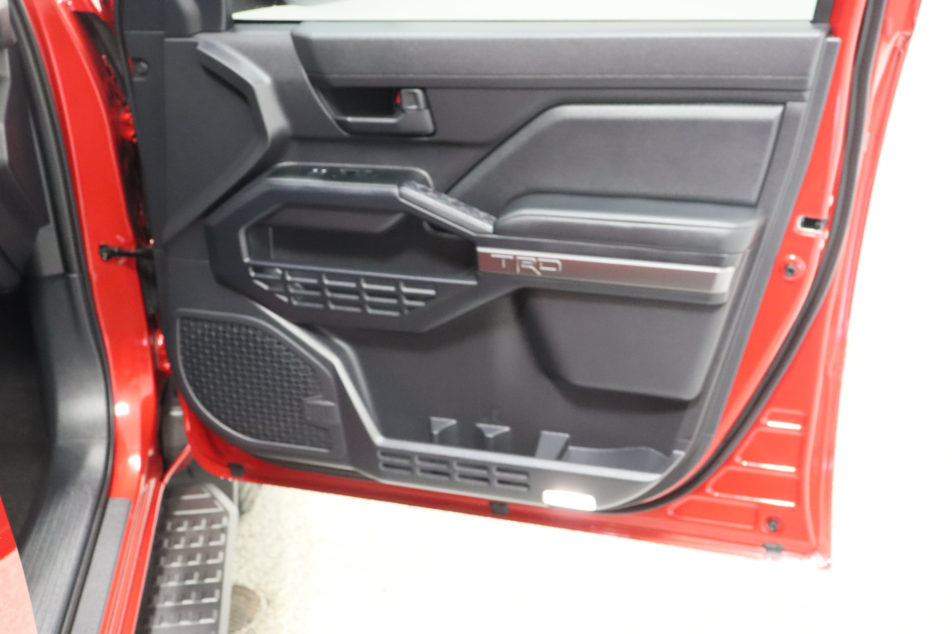 Certified 2025 Toyota 4Runner TRD Off-Road Premium w/ Tow Technology Package AWD/4WD image 38