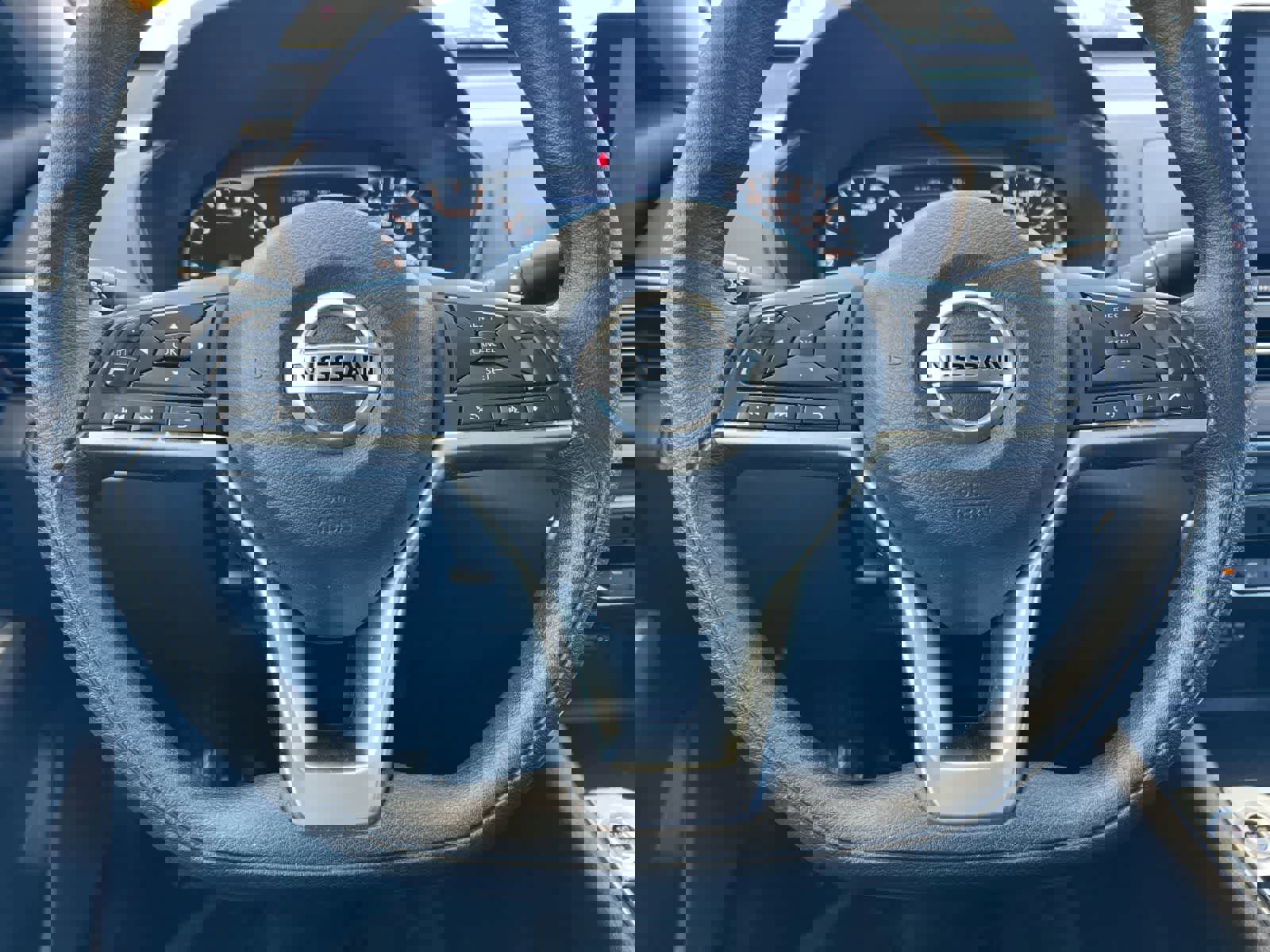 Used 2022 Nissan Altima 2.5 SV AWD/4WD image 23