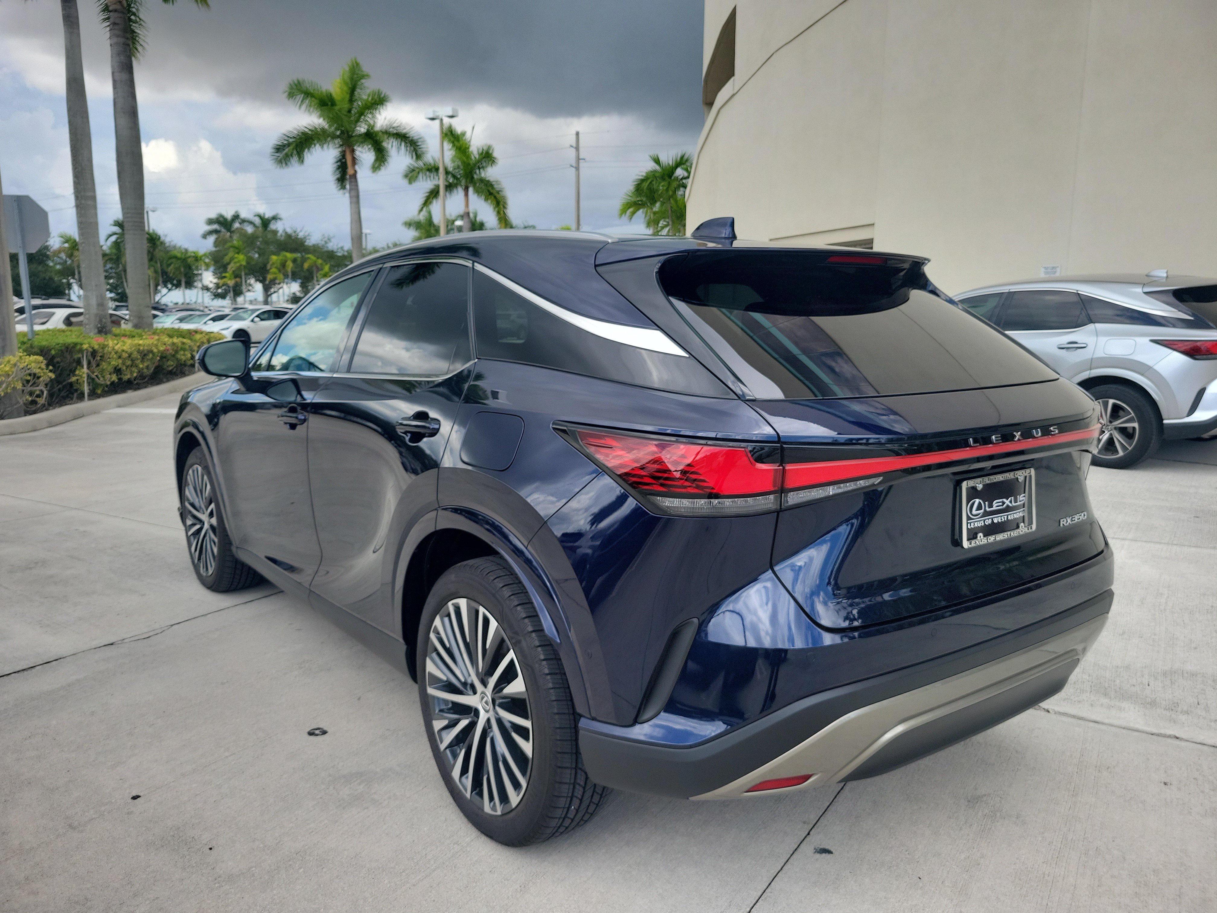Used 2024 Lexus RX 350 Premium Plus w/ Convenience Package FWD image 6
