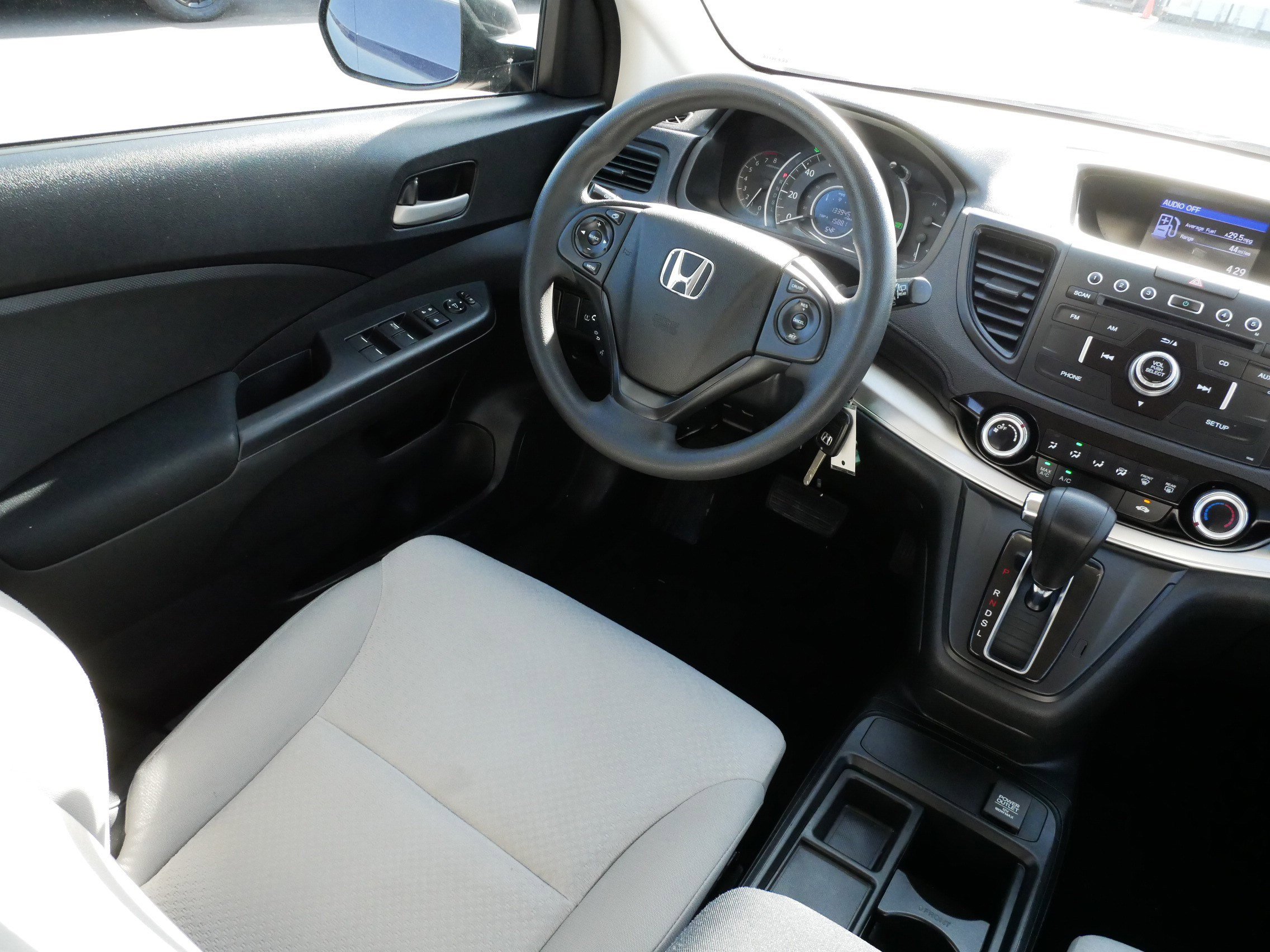 Used 2016 Honda CR-V SE image 9