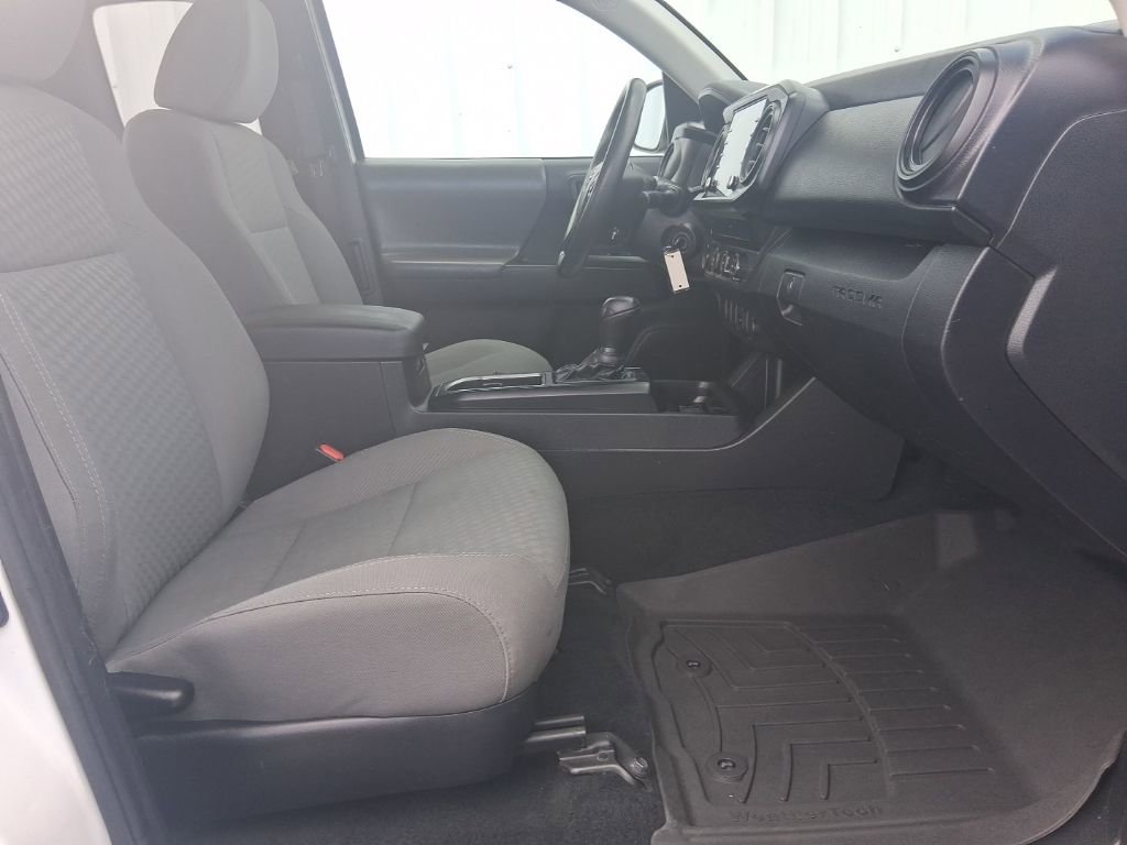 Used 2021 Toyota Tacoma SR AWD/4WD image 13