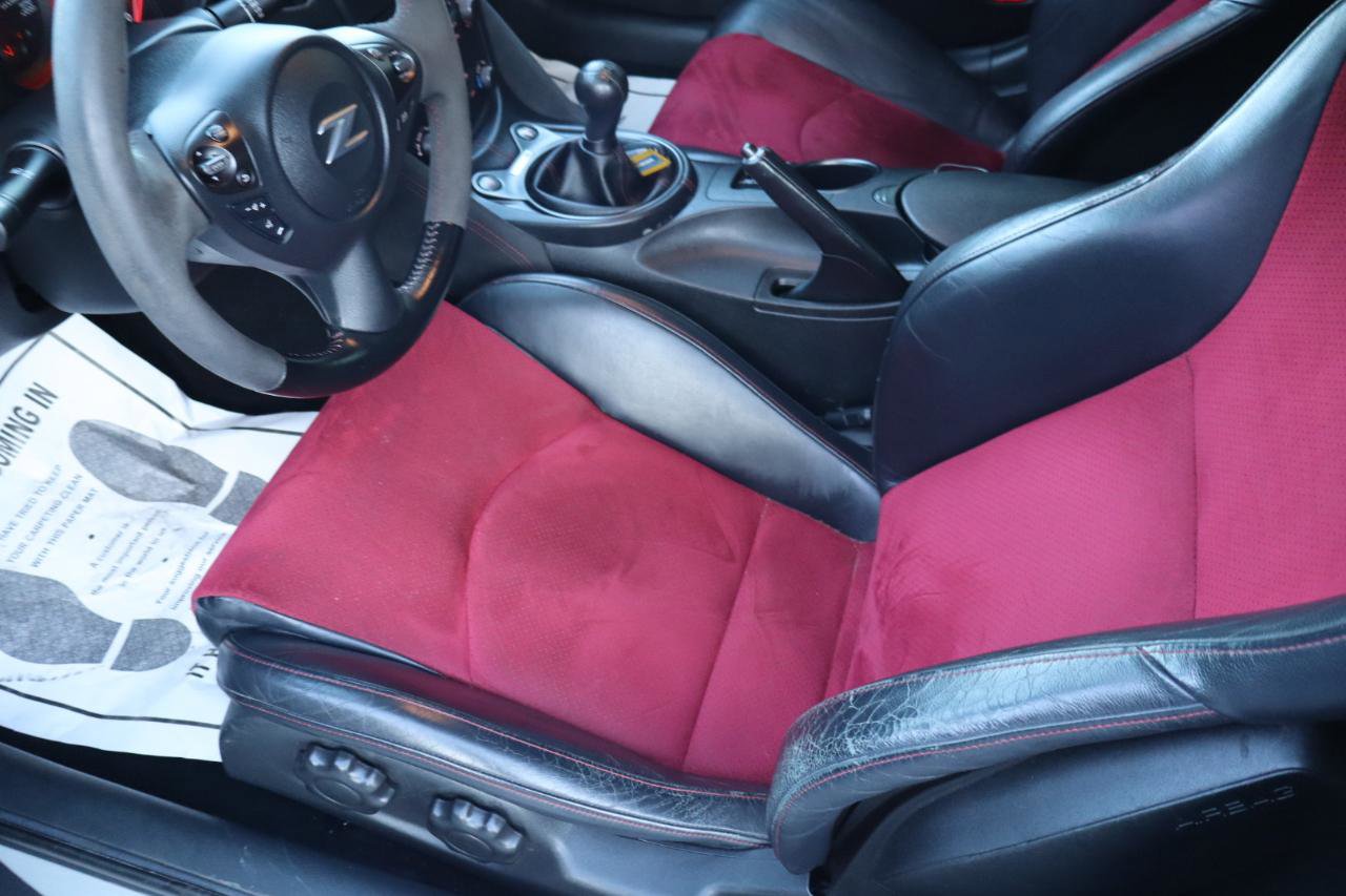 Used 2020 Nissan 370Z NISMO image 13