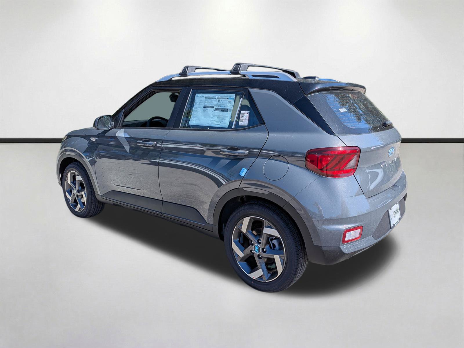 New 2026 Hyundai Venue SEL FWD image 6