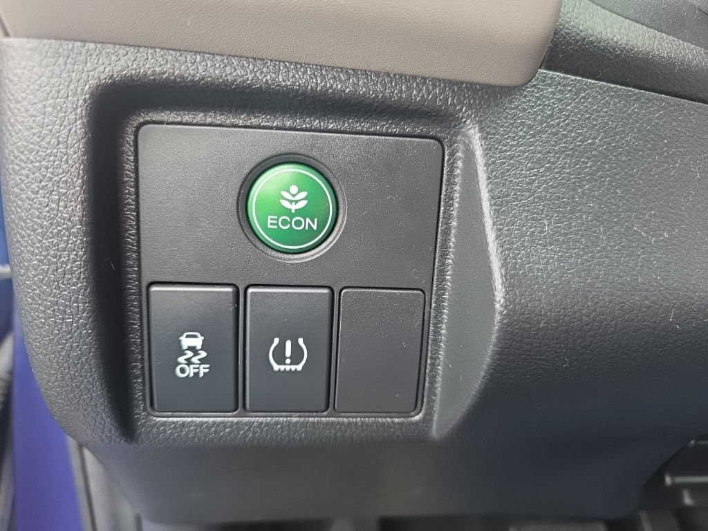 Used 2017 Honda HR-V EX-L image 16