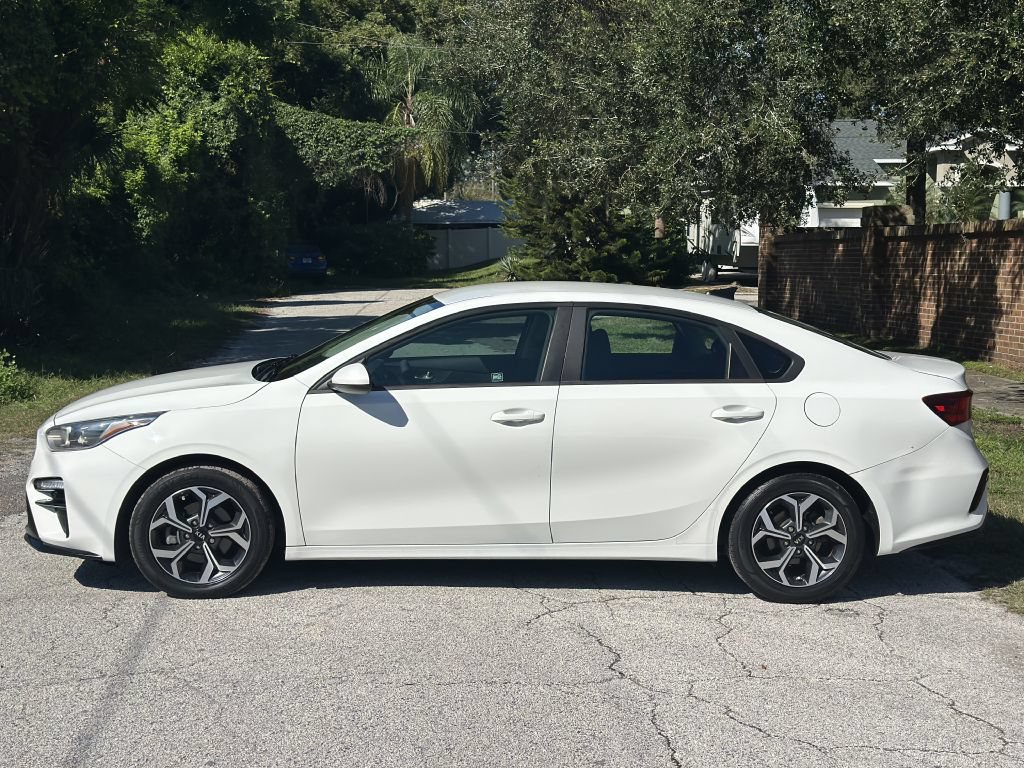 Used 2019 Kia Forte LXS FWD image 2