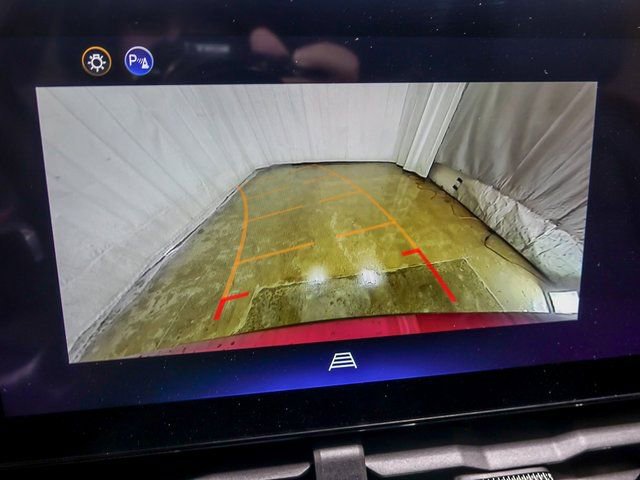 New 2026 Chevrolet Equinox RS w/ LPO, Floor Liner Package image 18