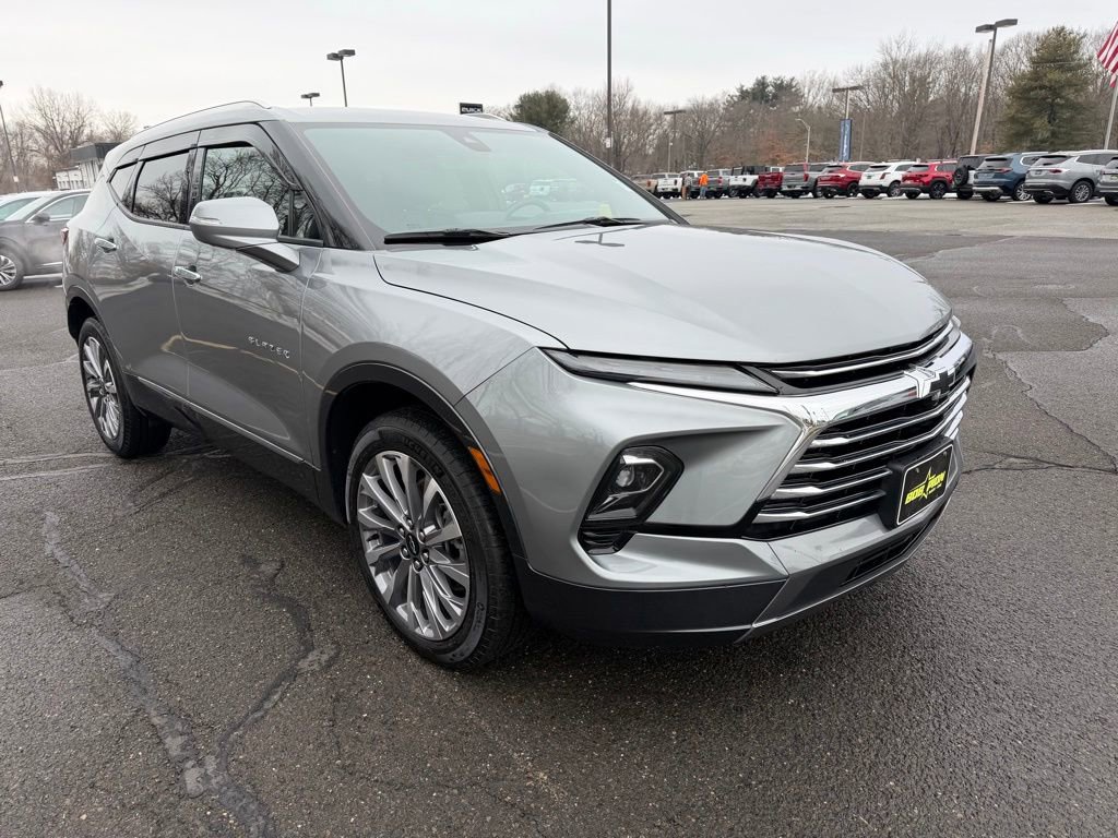 Used 2023 Chevrolet Blazer Premier w/ Driver Confidence II Package image 7