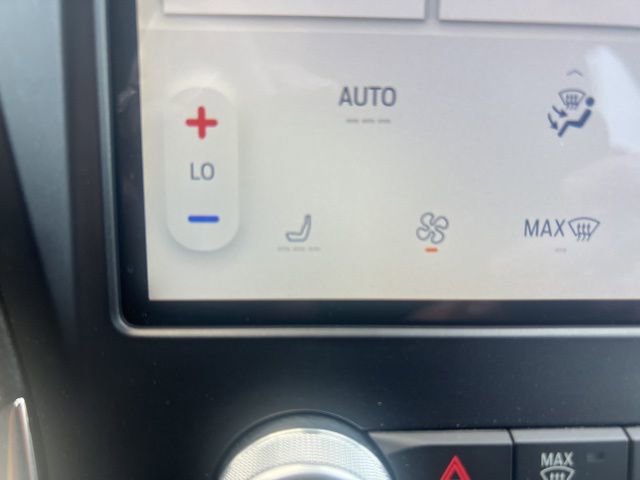 Used 2023 Ford Edge ST image 27