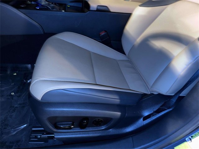 Certified 2023 Lexus ES 350 w/ Premium Package image 3