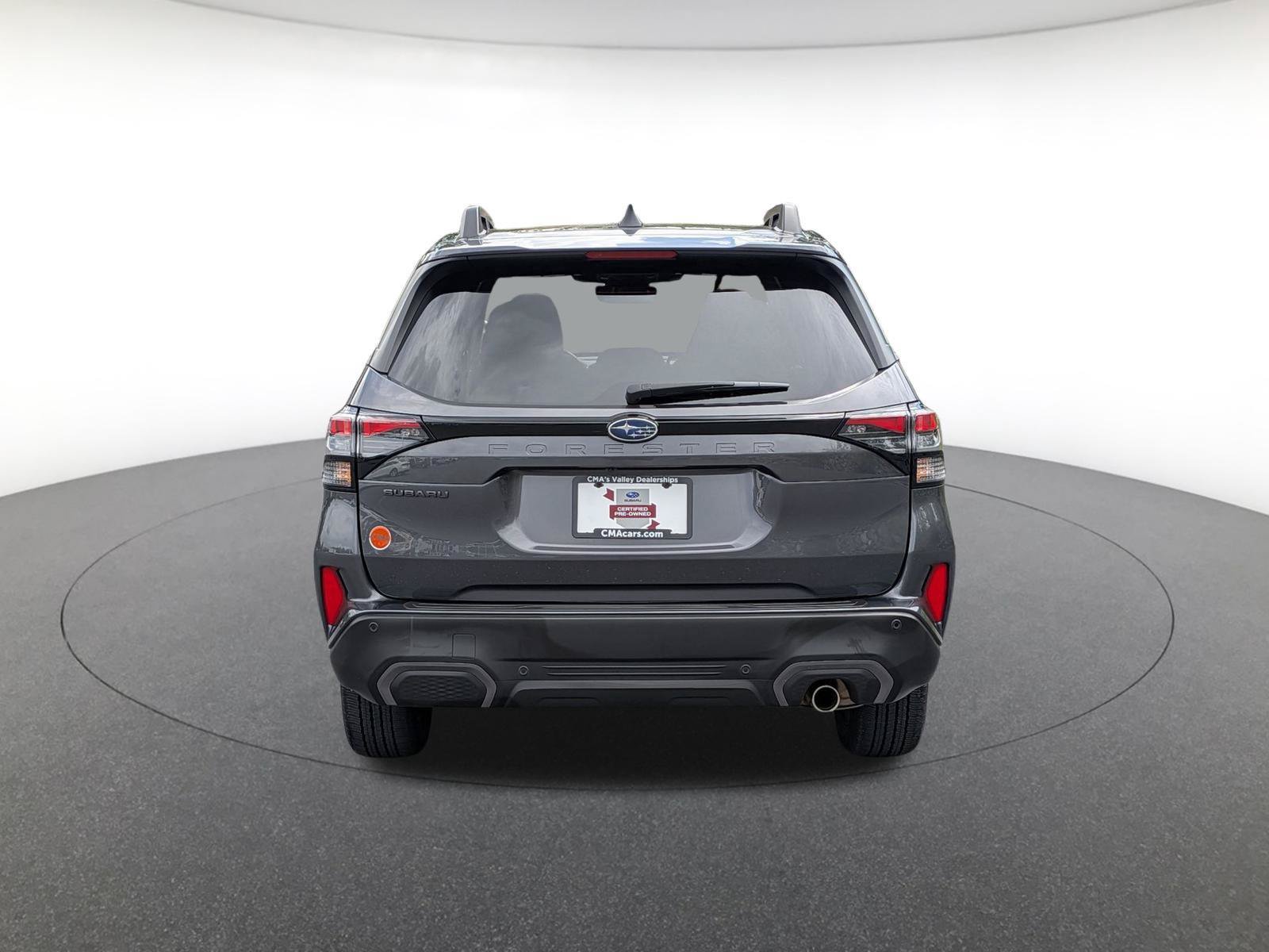 Used 2025 Subaru Forester Limited AWD/4WD image 4