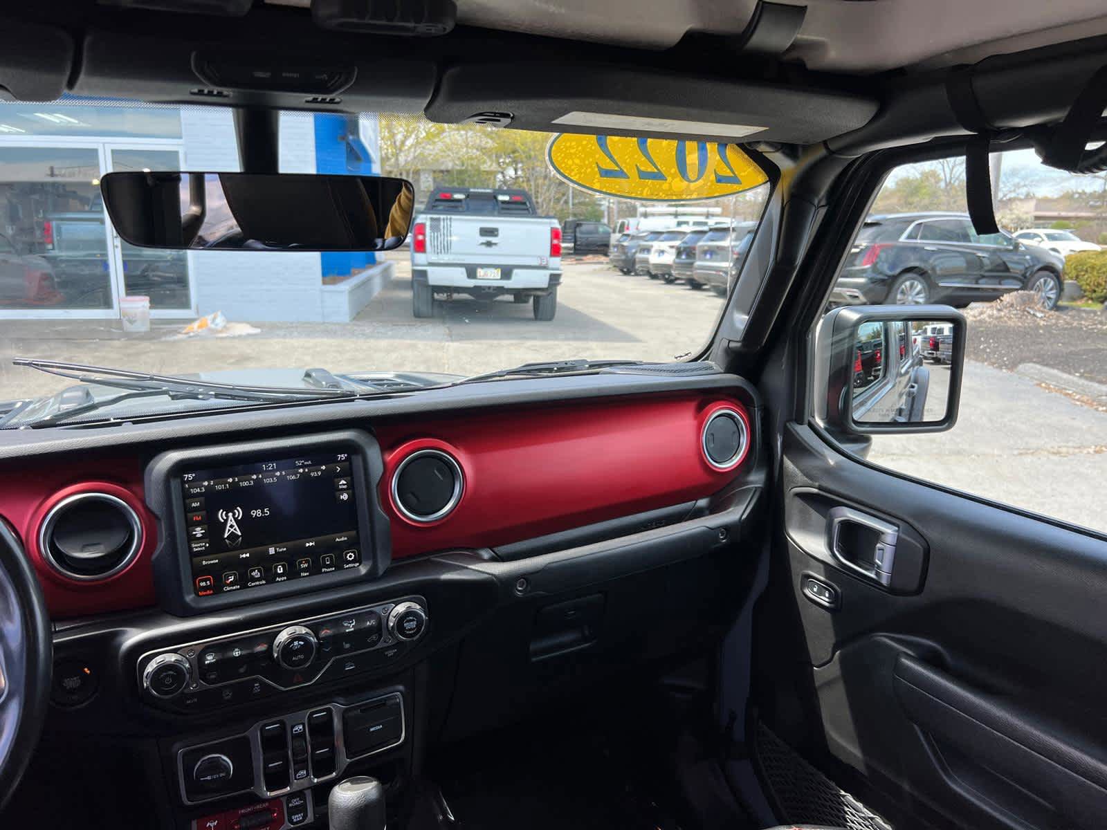 Used 2022 Jeep Gladiator Rubicon w/ LED Lighting Group AWD/4WD image 35