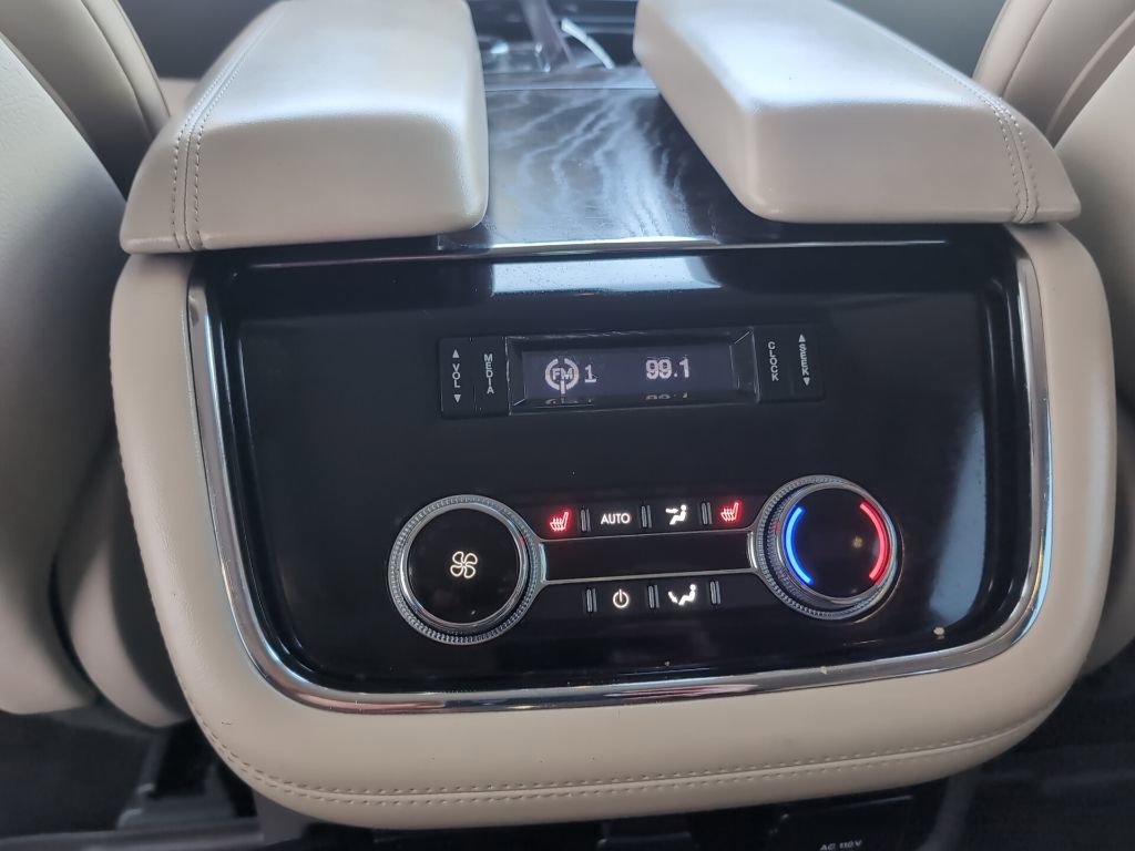 Used 2018 Lincoln Navigator Reserve w/ Technology Package image 12