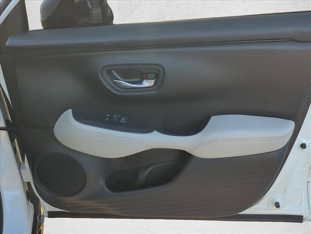 Used 2024 Honda HR-V EX-L image 25