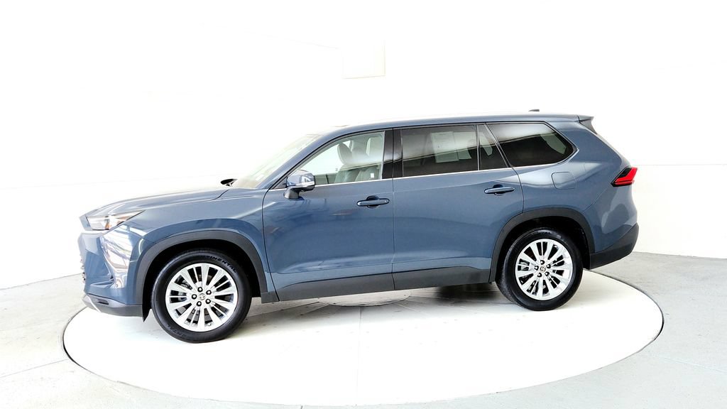 Certified 2024 Toyota Grand Highlander AWD image 3