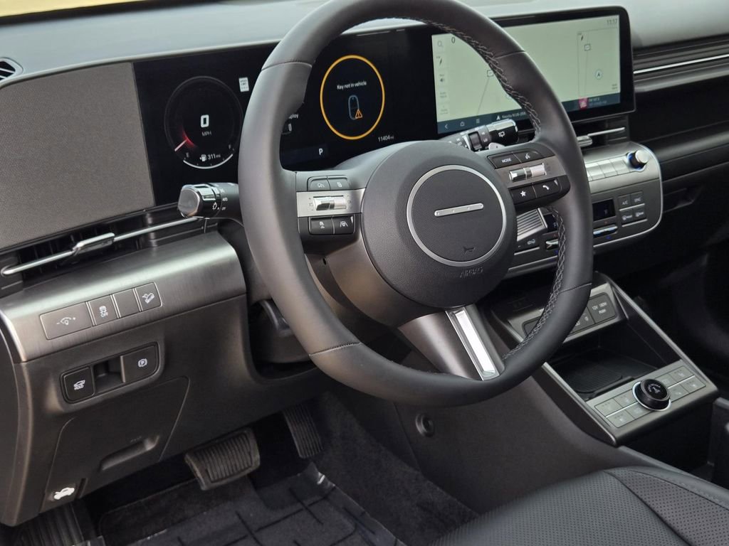 Used 2025 Hyundai Kona Limited image 20