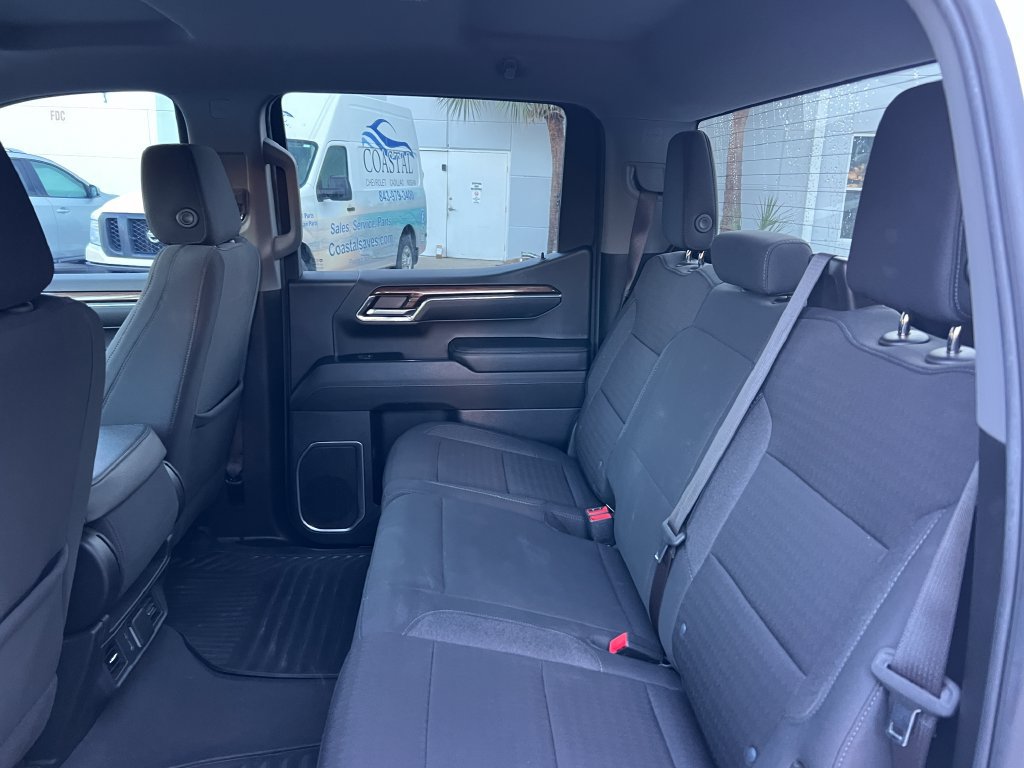 Used 2024 Chevrolet Silverado 1500 LT AWD/4WD image 13