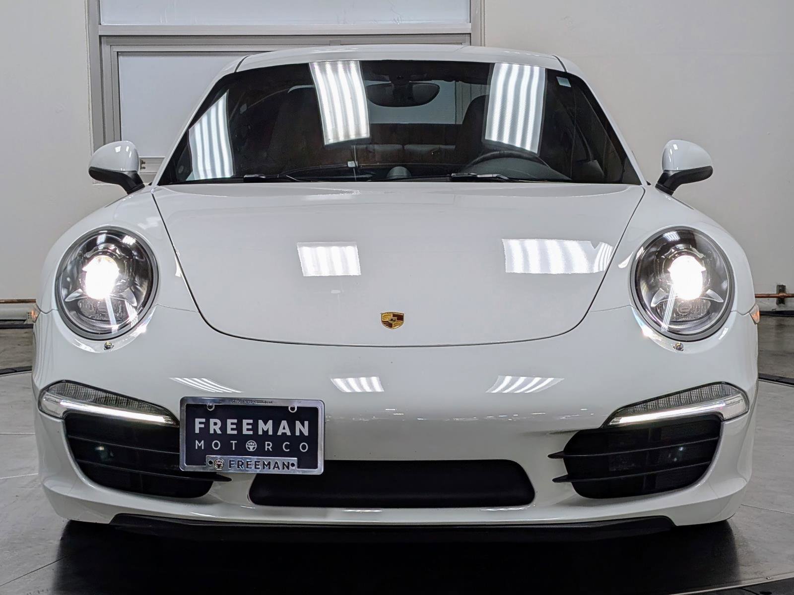 Used 2013 Porsche 911 Carrera RWD image 3