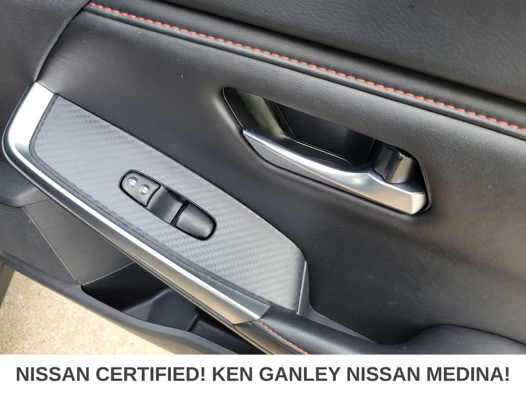 Certified 2025 Nissan Sentra SR FWD image 49