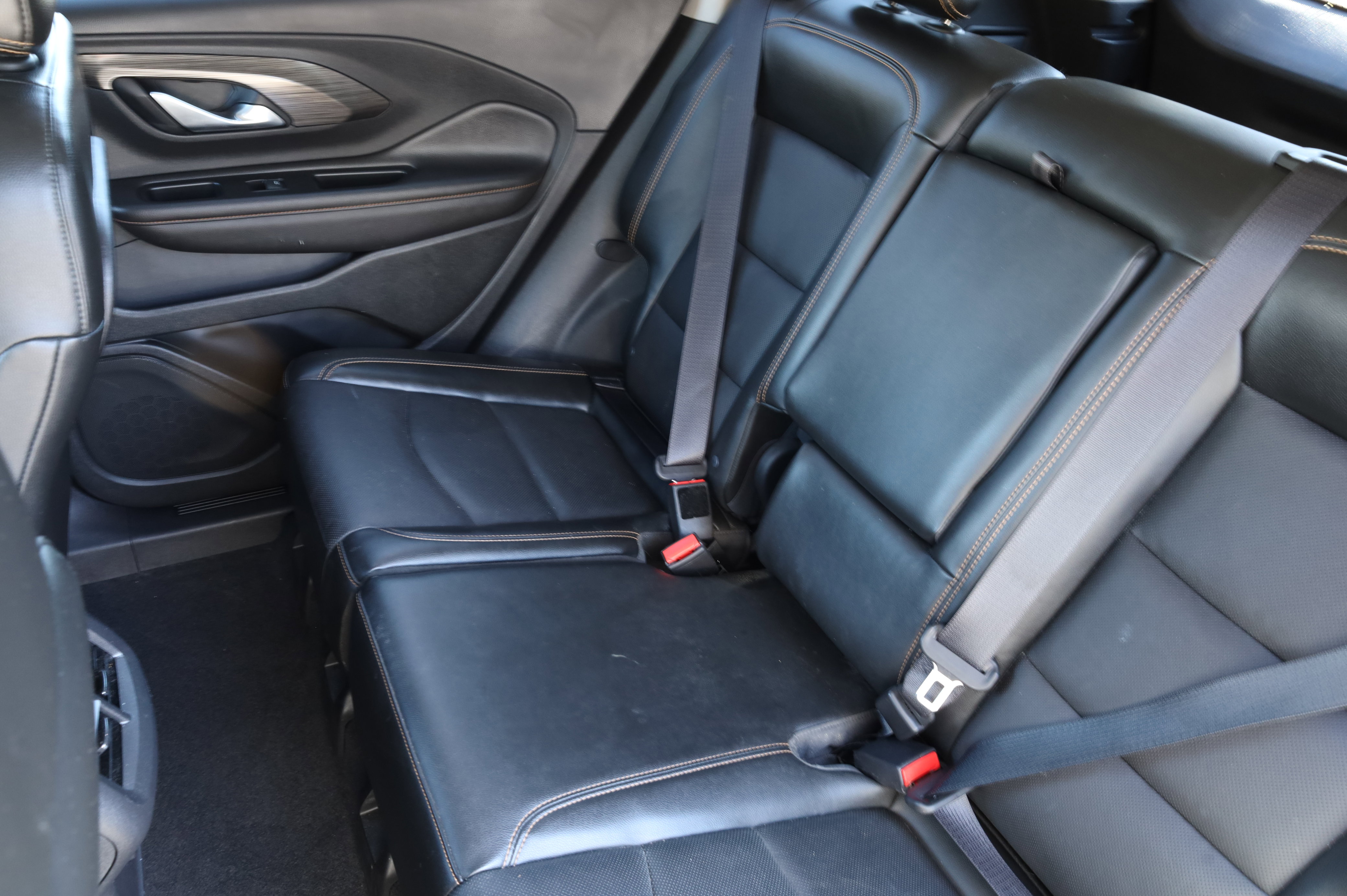 Used 2020 GMC Terrain SLT image 24