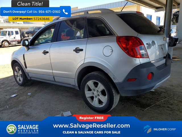 Used 2014 Chevrolet Captiva Sport LS FWD image 3