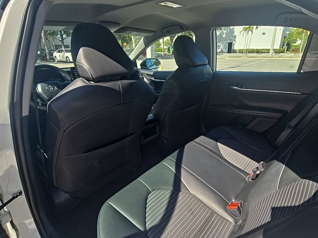 Used 2023 Toyota Camry SE FWD image 24