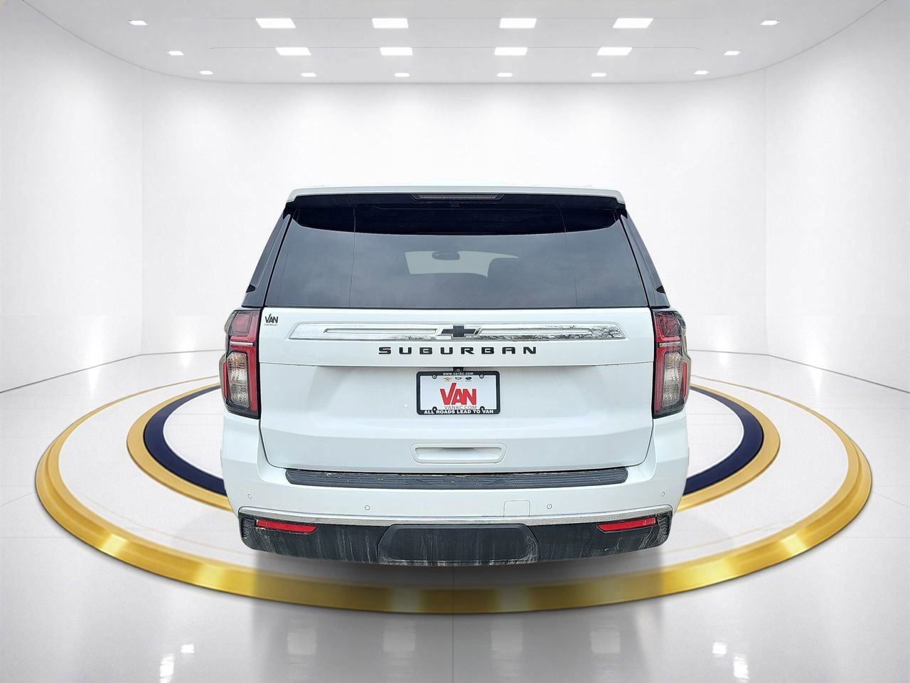 Used 2024 Chevrolet Suburban LS w/ Driver Alert Package image 7