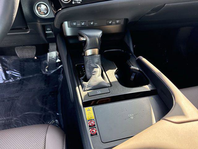 Certified 2024 Lexus ES 350 w/ Premium Package FWD image 21