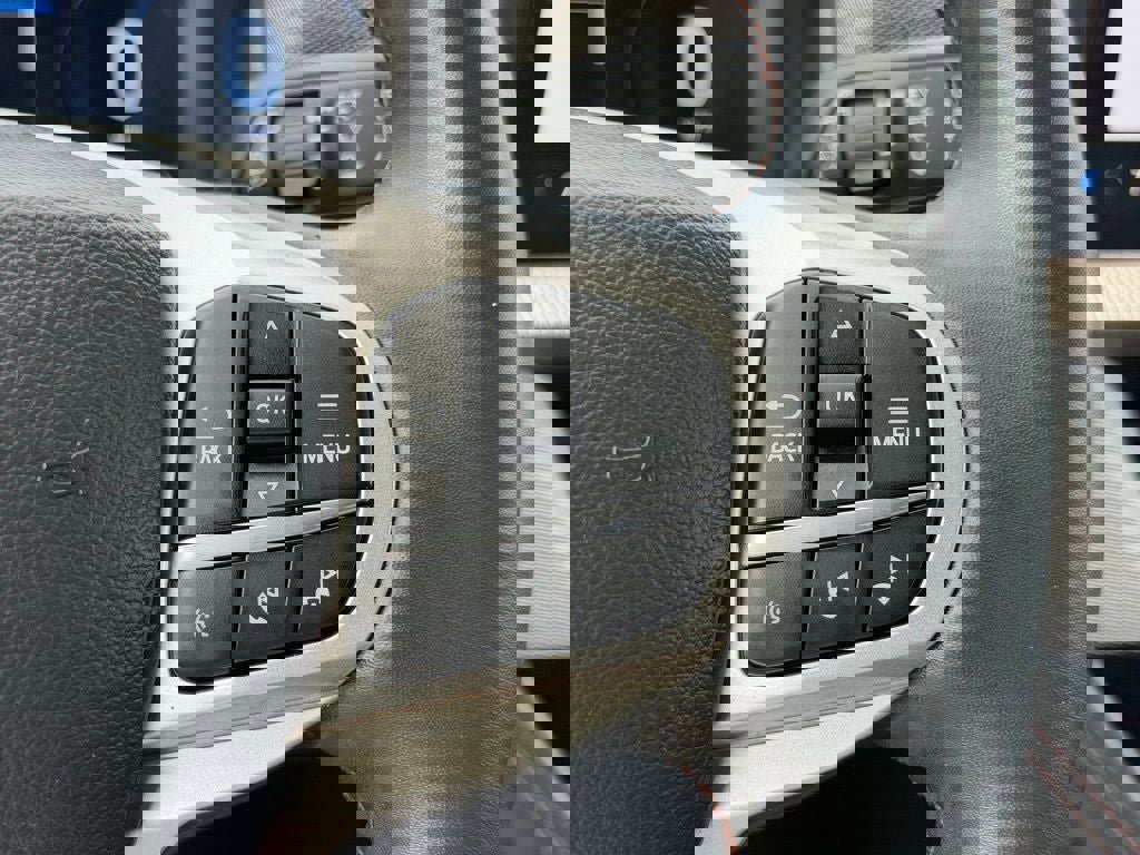 Certified 2025 Ford Explorer Active w/ Active Comfort Package image 36