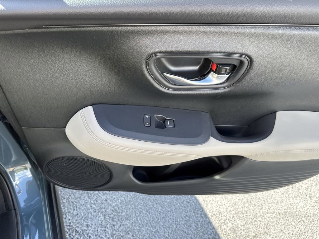 Used 2024 Honda HR-V LX image 39