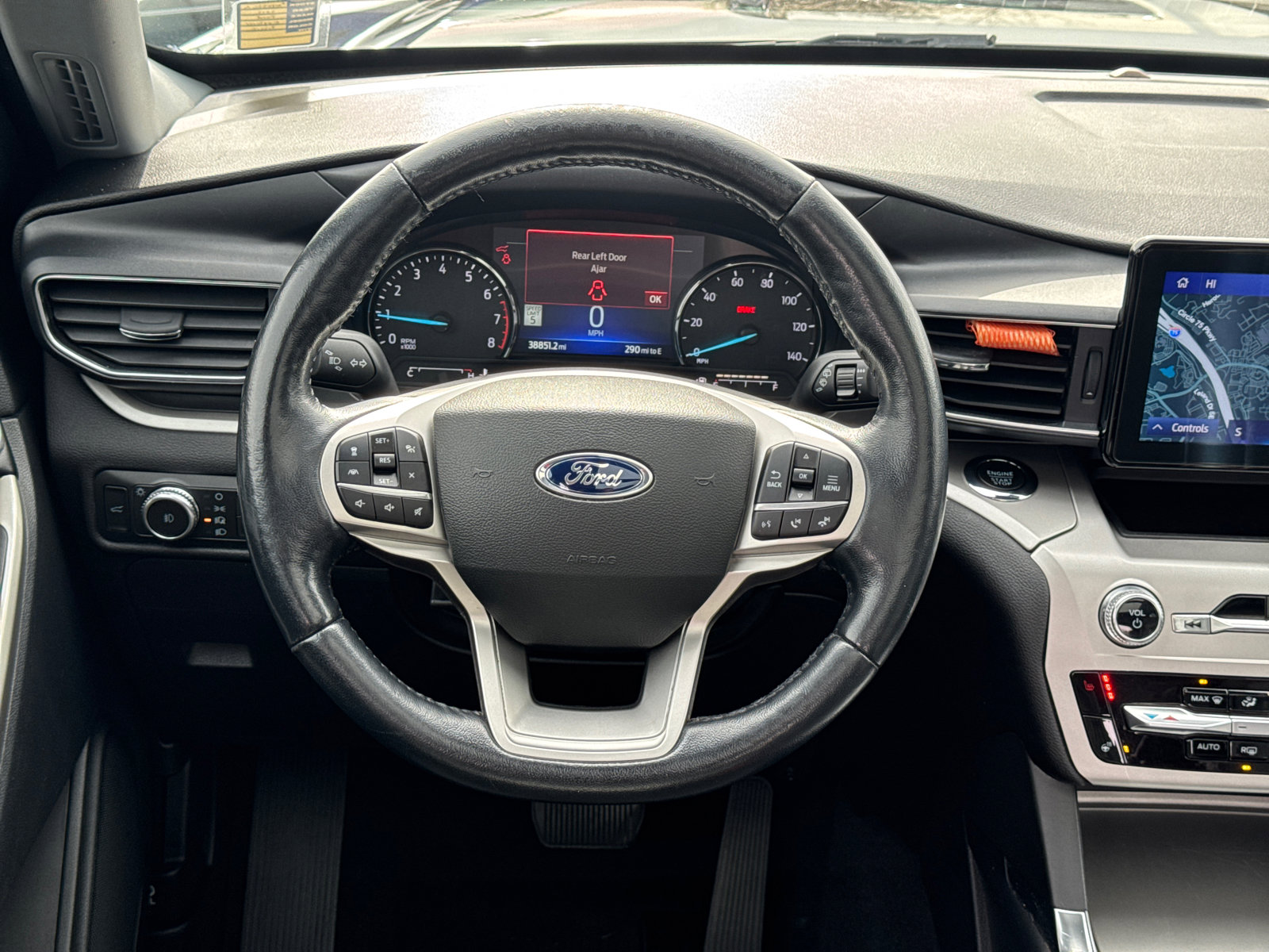 Used 2022 Ford Explorer XLT w/ Equipment Group 202A image 24