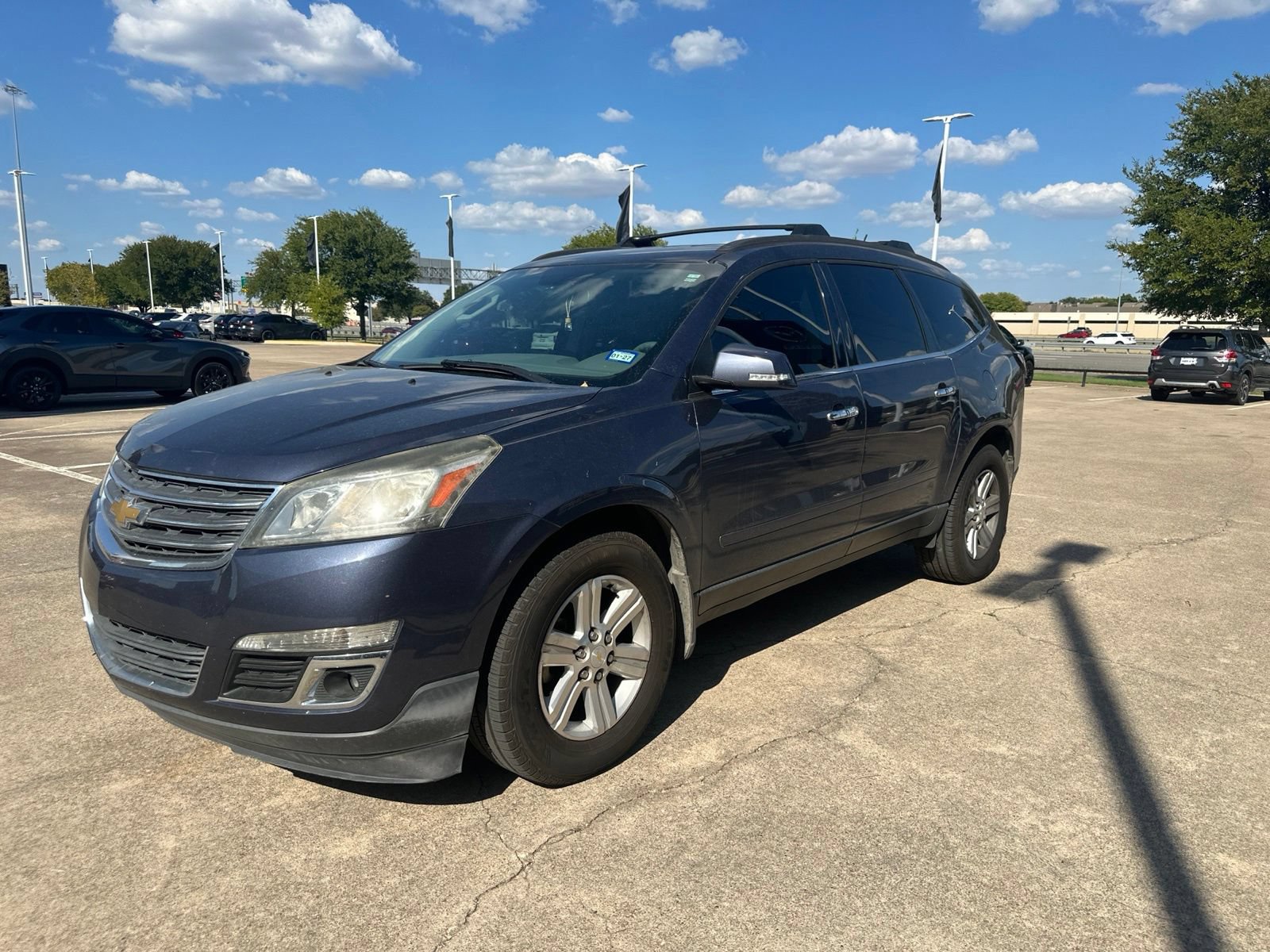 Used 2014 Chevrolet Traverse LT FWD image 3