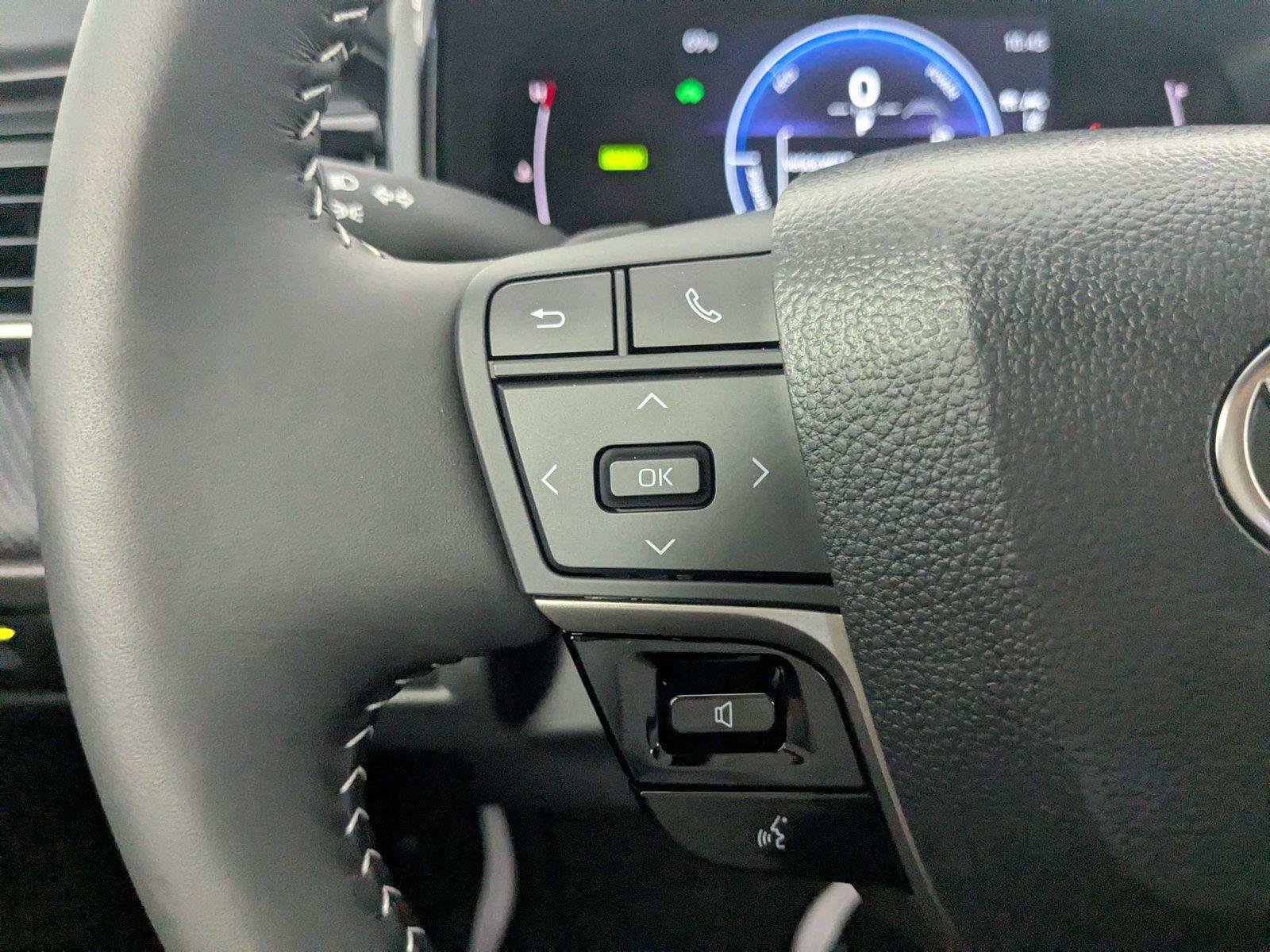 New 2026 Toyota Camry SE FWD image 11
