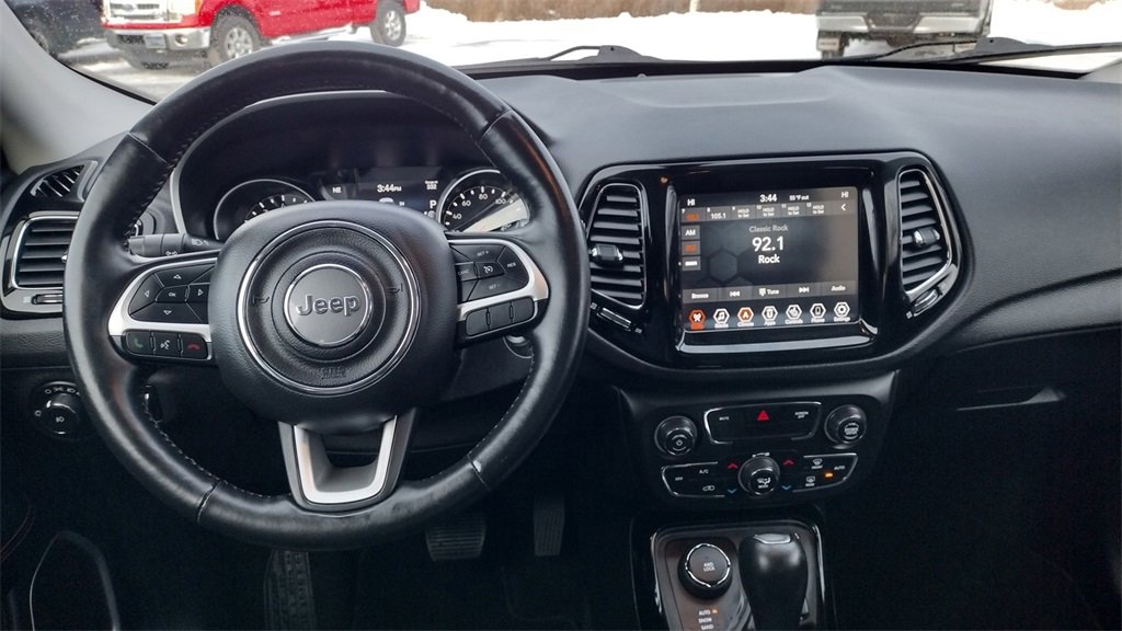 Used 2019 Jeep Compass Limited image 19