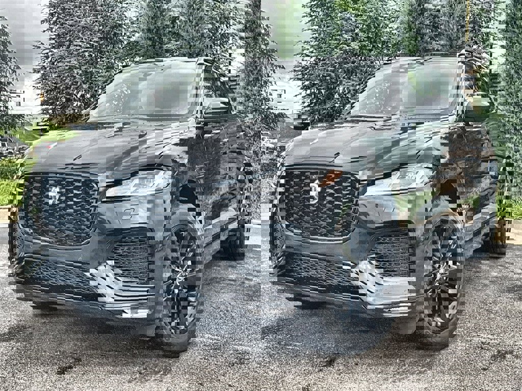 New 2026 Jaguar F-PACE R-Dynamic S image 1