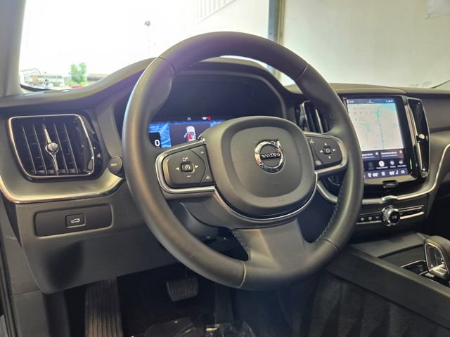 Certified 2024 Volvo XC60 B5 Core w/ Climate Package AWD/4WD image 11