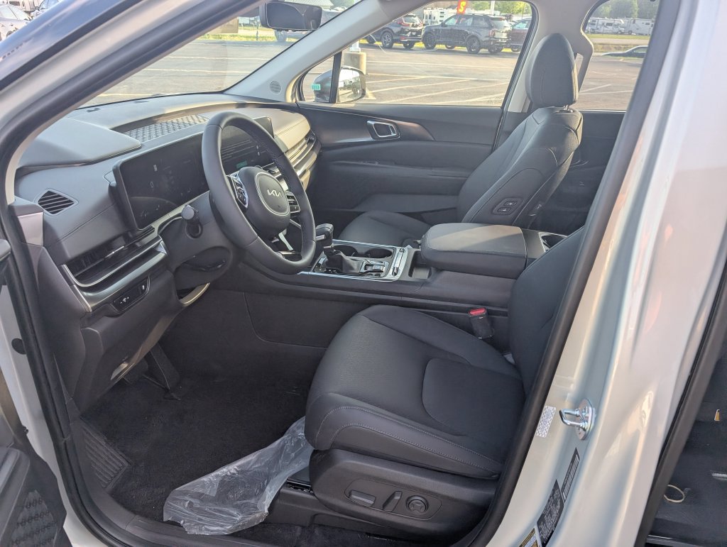 New 2026 Kia Carnival SX Prestige FWD image 10