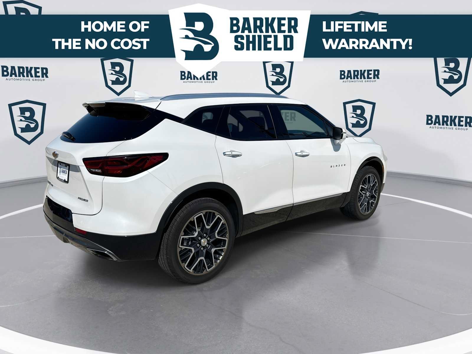 Used 2023 Chevrolet Blazer Premier w/ Driver Confidence II Package AWD/4WD image 9