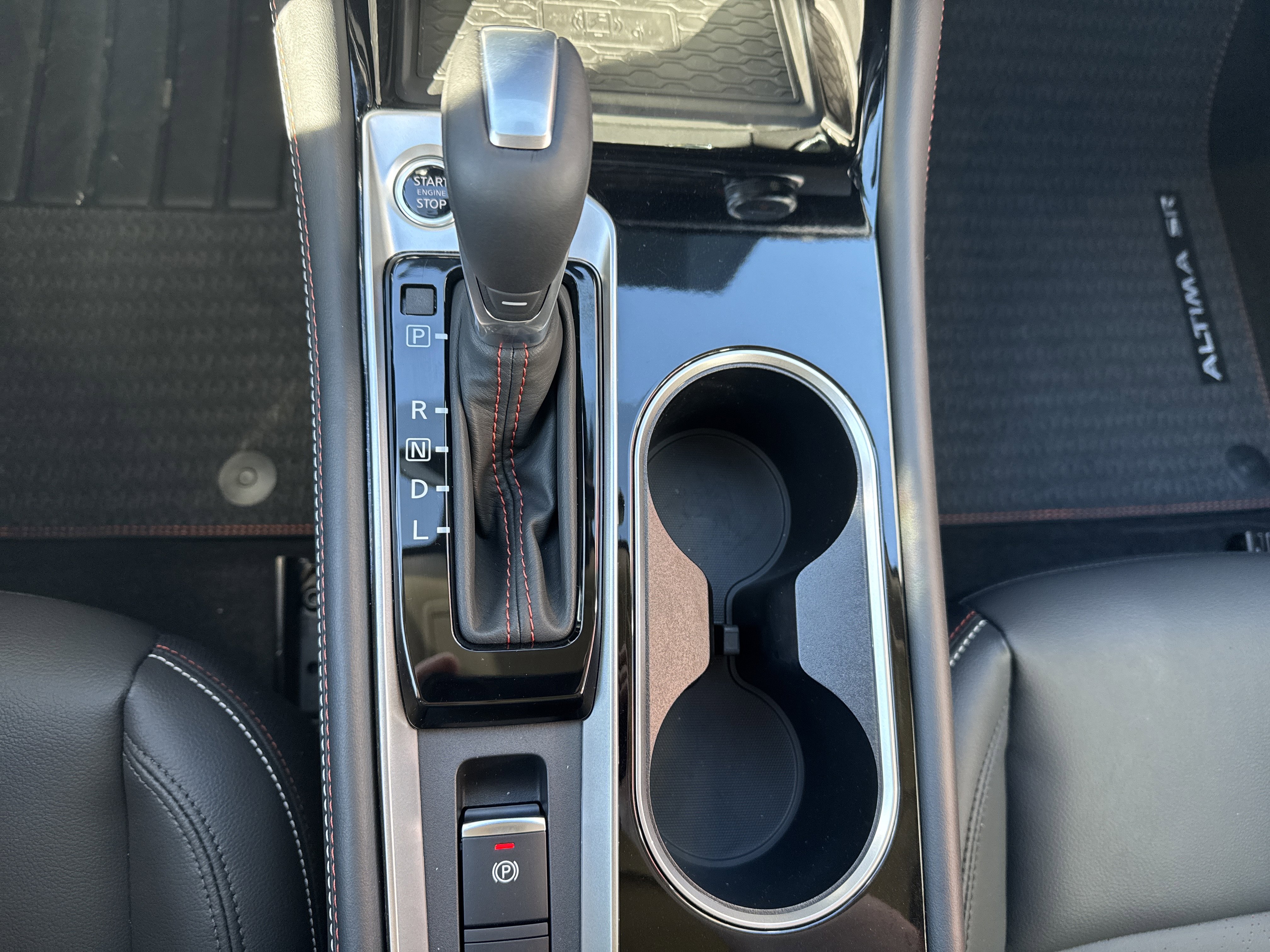 New 2025 Nissan Altima 2.5 SR image 26