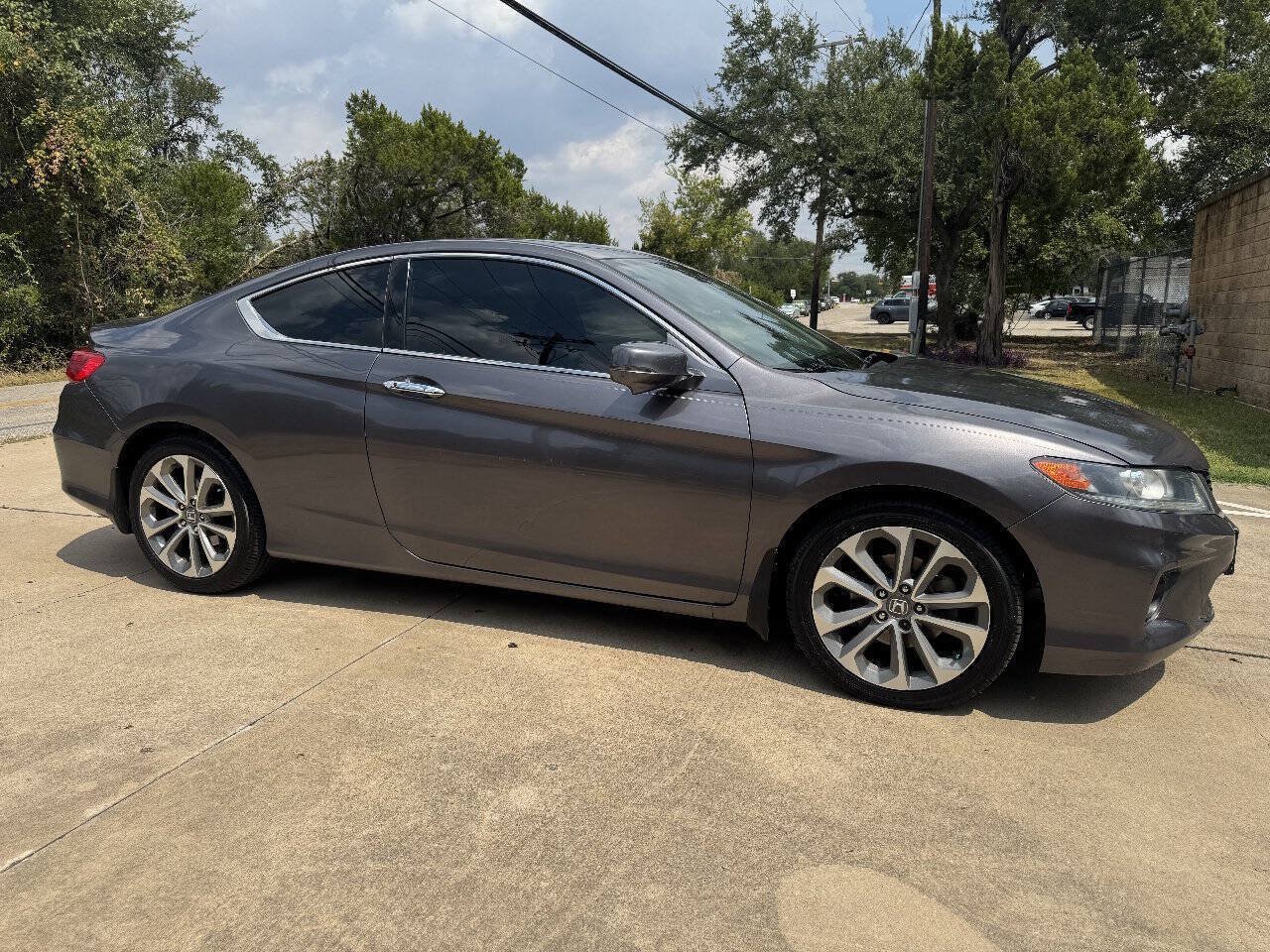 Used 2015 Honda Accord EX-L image 17