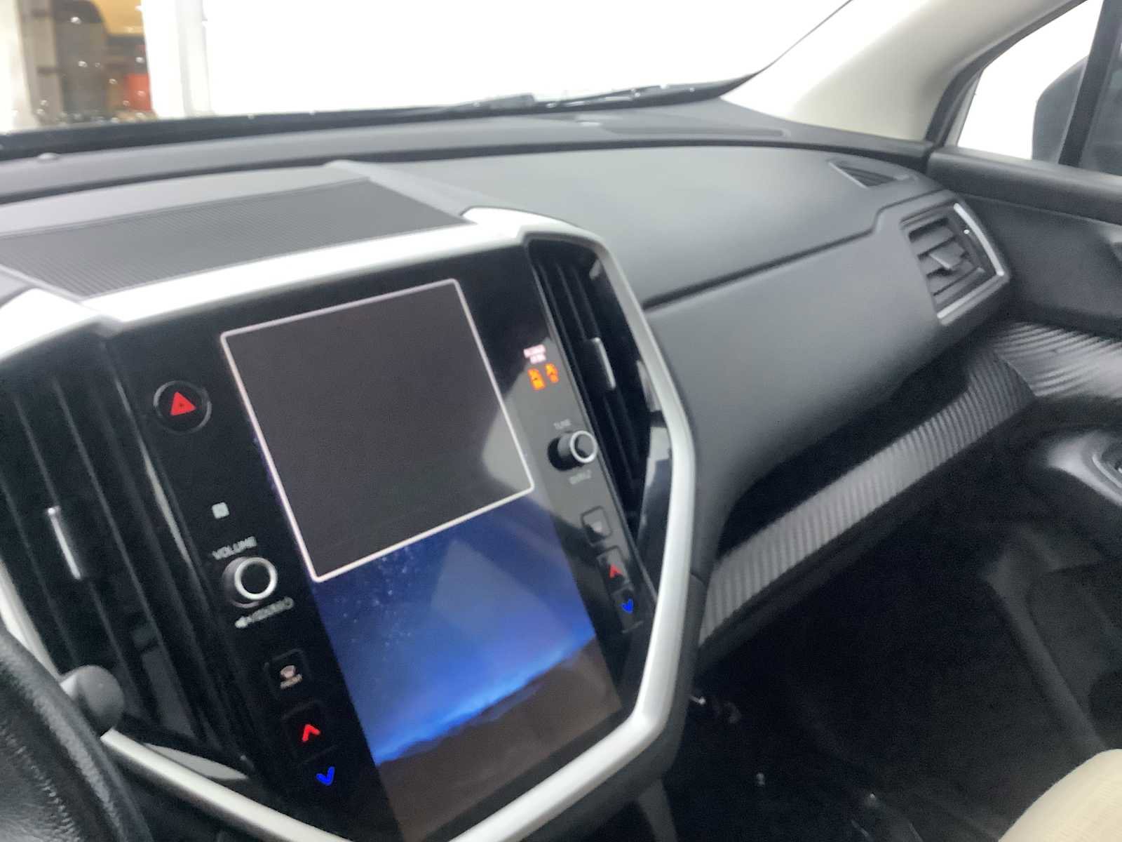 Used 2023 Subaru Ascent Premium w/ Convenience Package image 17