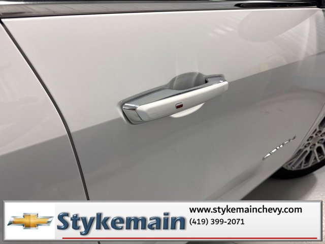 Used 2024 GMC Acadia Denali image 20