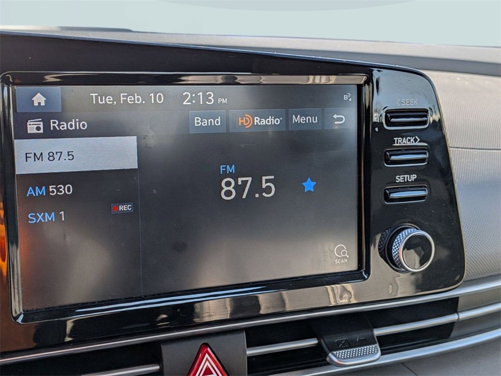 Used 2022 Hyundai Elantra SEL w/ Convenience Package image 19