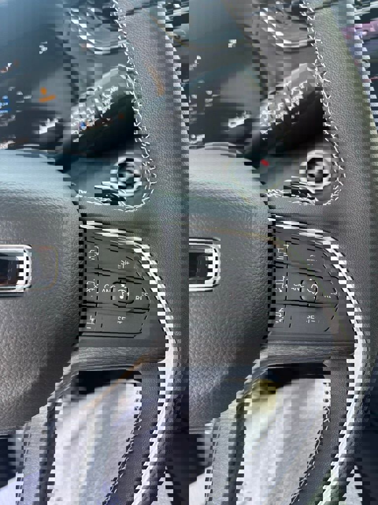 New 2025 Jeep Grand Cherokee L Limited image 13