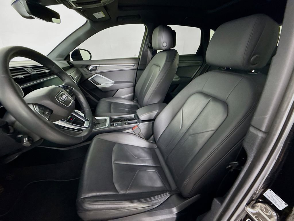 Used 2019 Audi Q3 2.0T Premium Plus AWD/4WD image 5